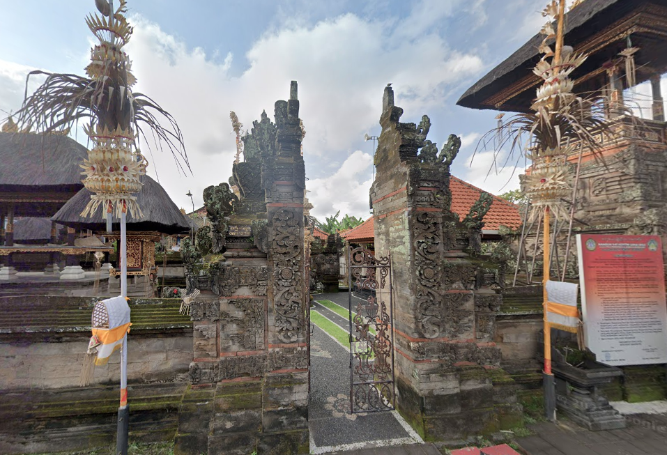 Pura Desa 